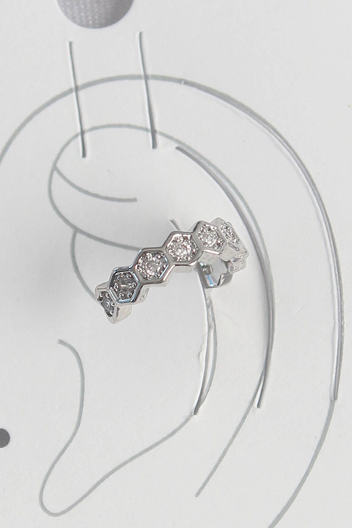 Pirinç Gümüş Renk Bal Peteği Model Zirkon Taşlı Kadın Kıkırdak Küpe - TJ-BKP10568