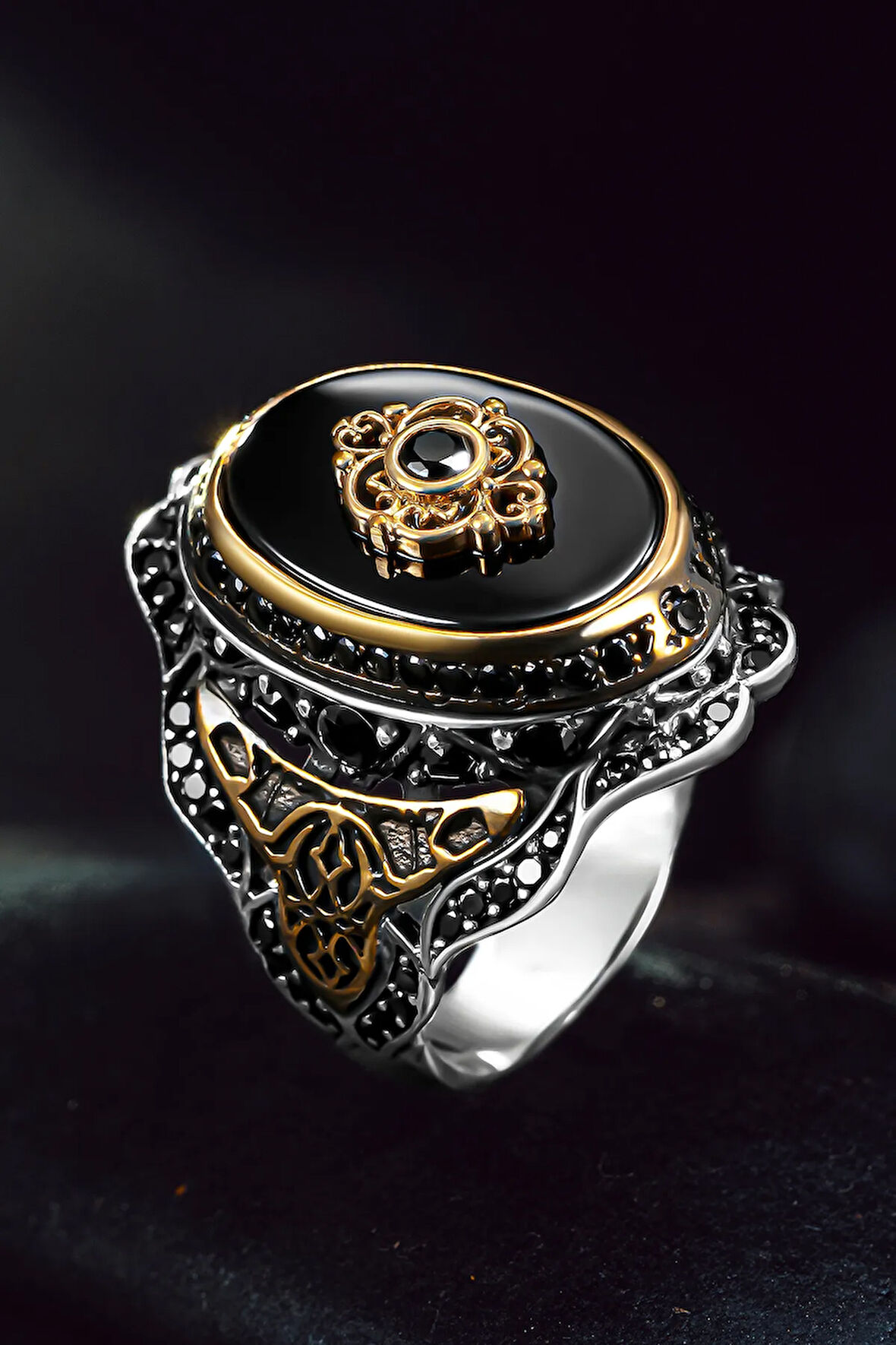 Erkek Gümüş Yüzük - Siyah Oniks Taşlı Çiçek Motifli Erkek Yüzük