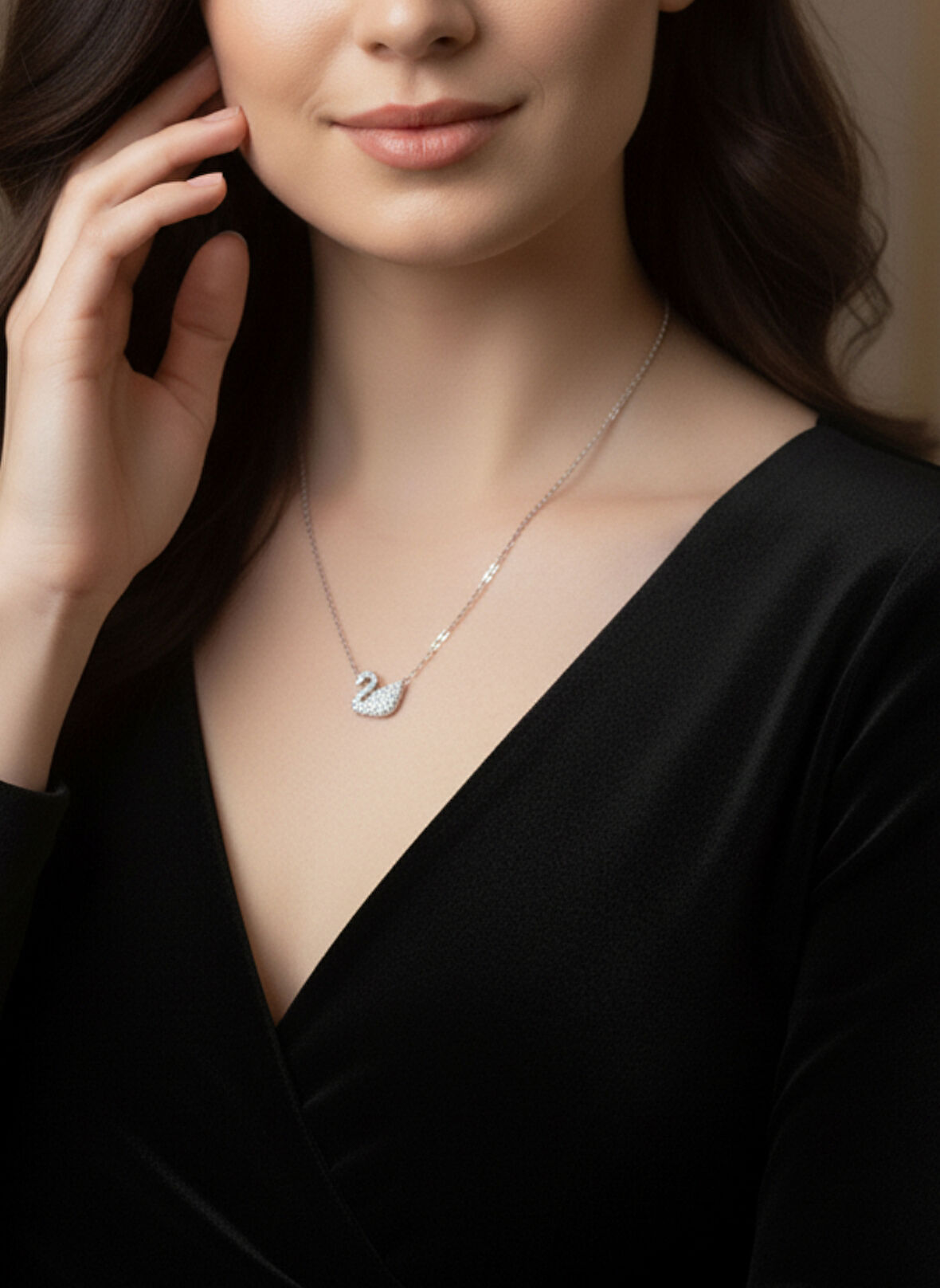 Kuğu Minimal Tasarım 925 Ayar Gümüş Kadın Kolye