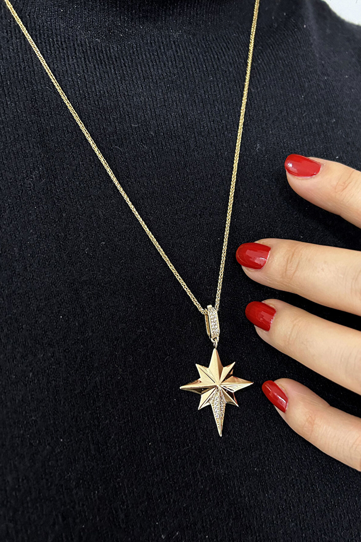 Kuzey Yıldızı Altın Klipsli Halka Kolye