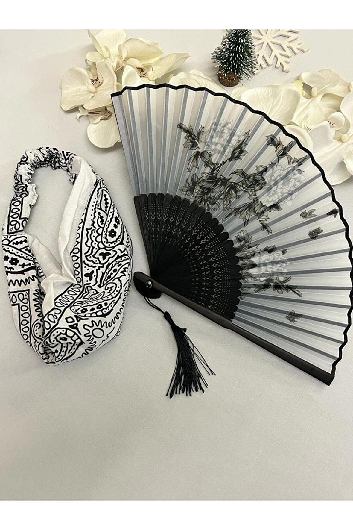 - Desenli Şık Yelpaze Paraşüt Bandana Hediye