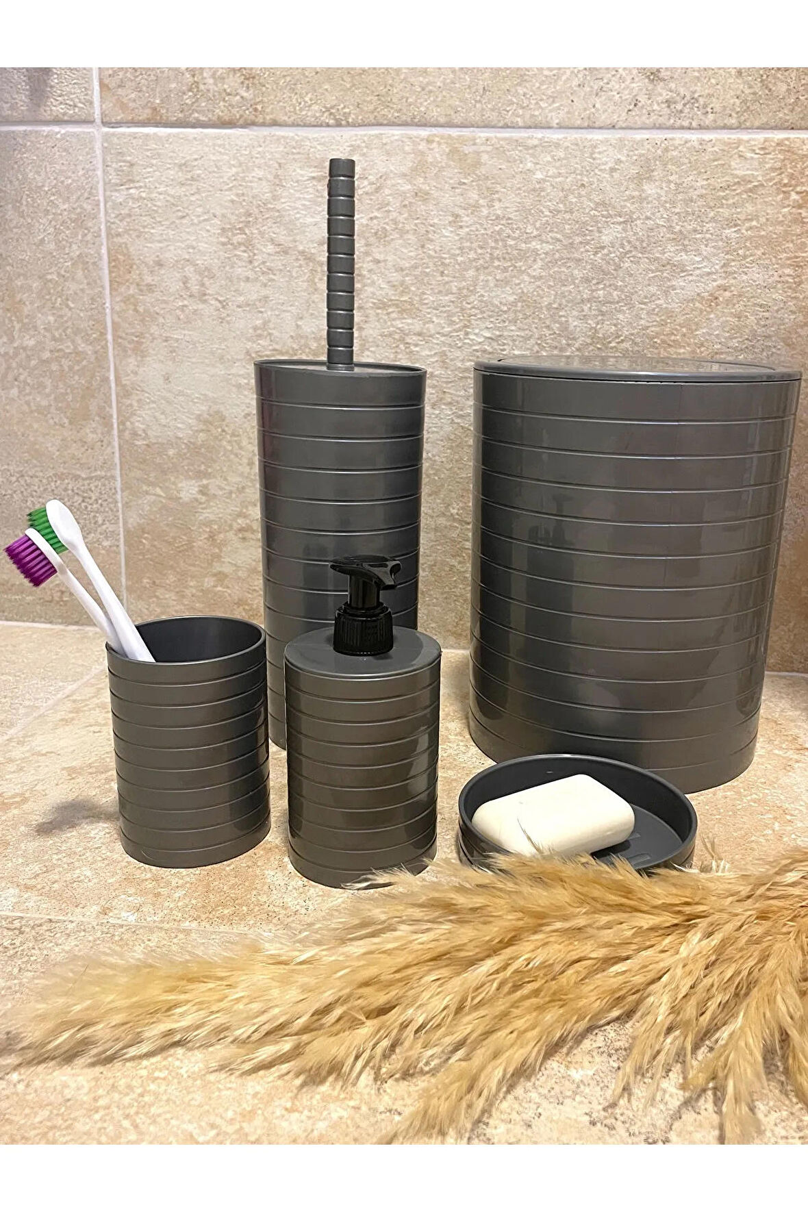 Banyo Seti 5 li Gri Çöp Kovası Wc Fırçalık Sıvı Sabunluk Katı Sabunluk