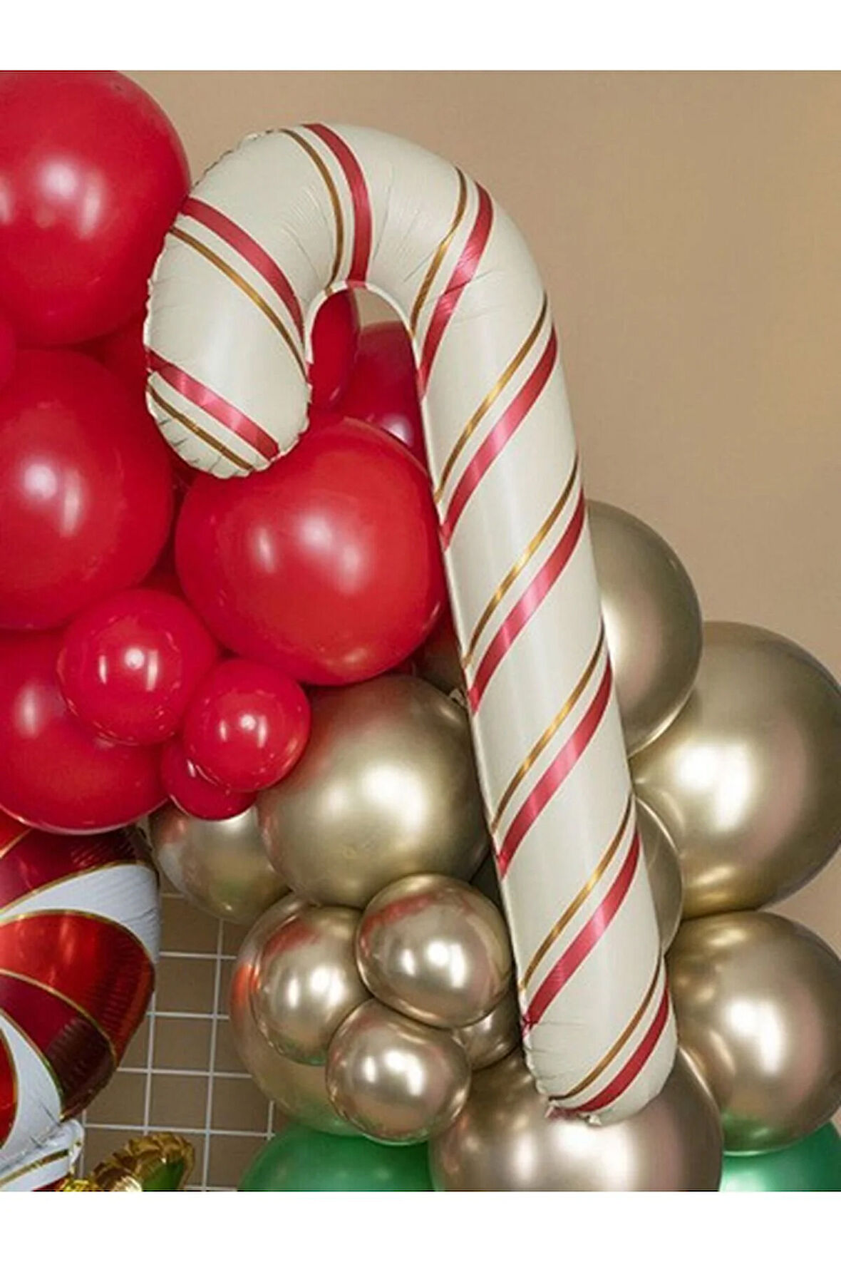 YILBAŞI FİĞÜRLÜ NOEL TEMALI FOLYO BALONLAR