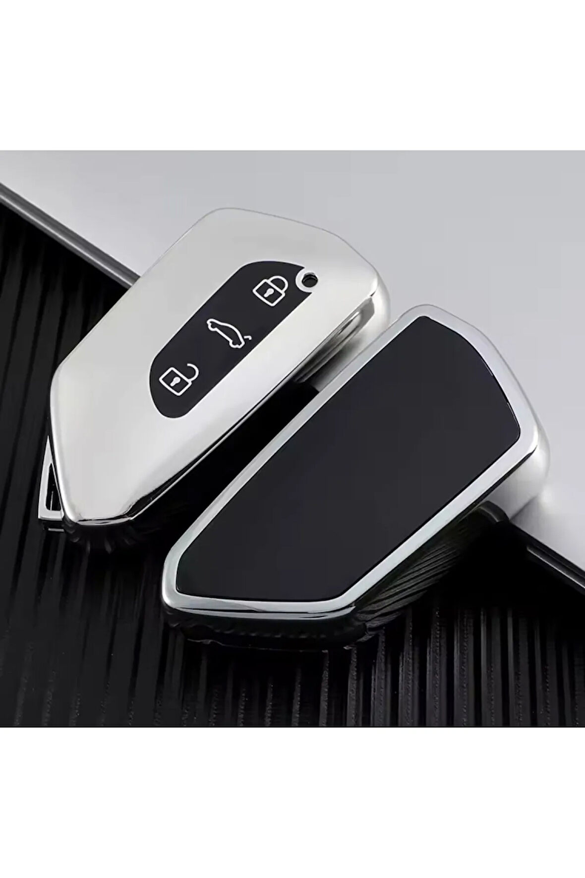 Volkswagen Golf 8 Anahtar Kılıfı Parlak Gümüş 2021-2025