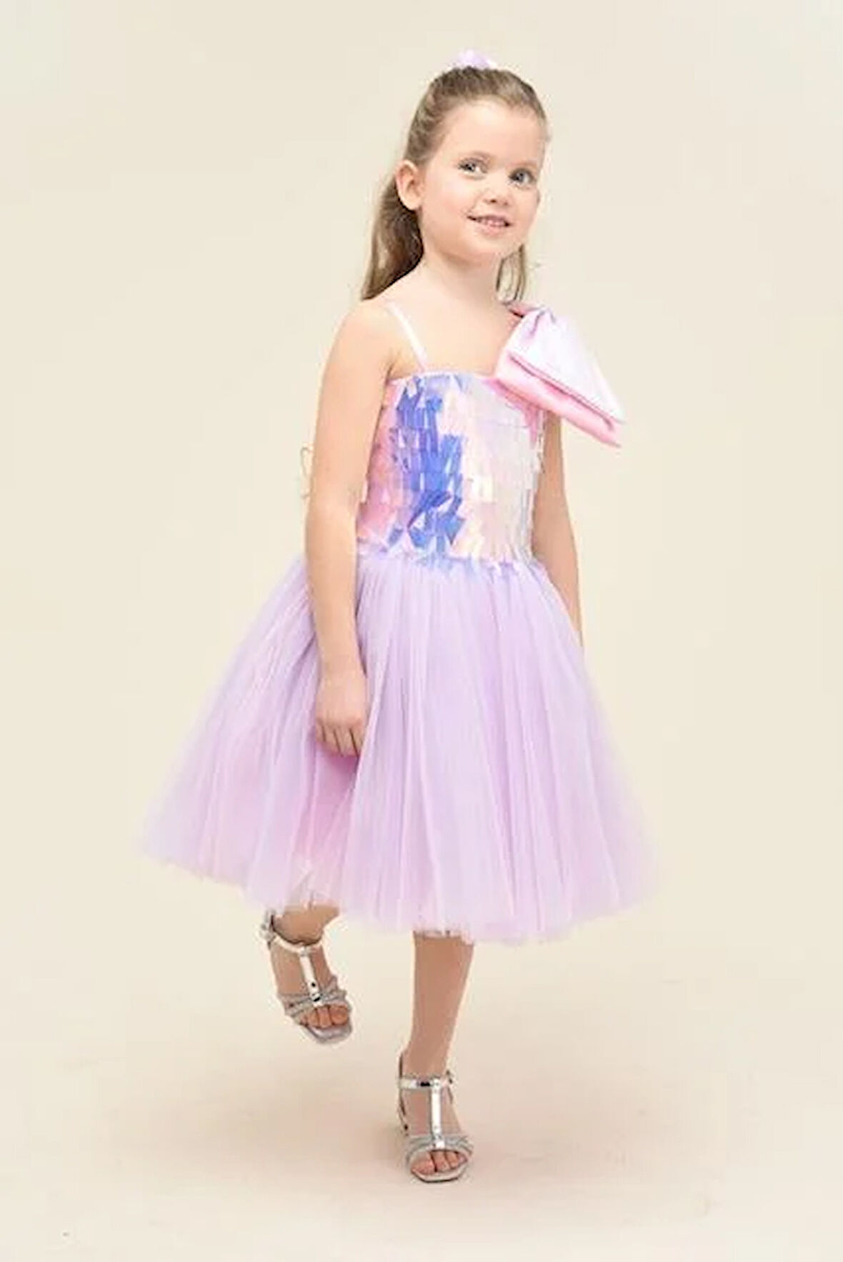 Kız Çocuk Askılı Tek Omuz Kurdele Detaylı  Payetli Tüllü Abiye Elbise 4-8 Yaş Yaş