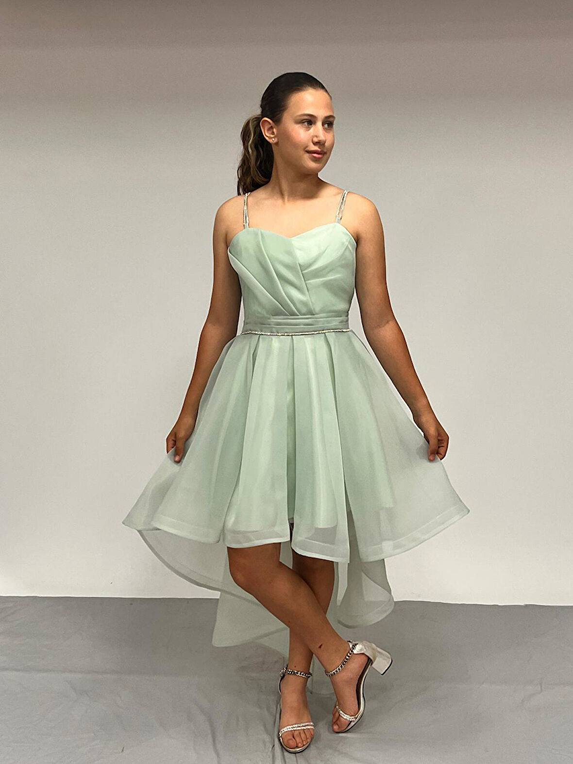 Kız Çocuk Abiye Mint Yeşili Taş Kordon Askılı Kalp Yaka  Kuyruklu  Şifon Abiye Elbise 10-15 Yaş