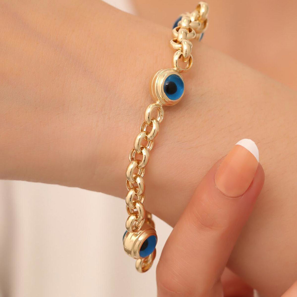 14 Ayar Altın Üç Gözlü Kalın Mavi Doç Bileklik