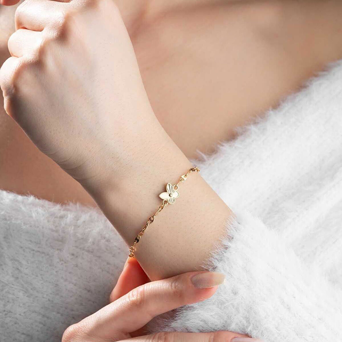 14 Ayar Altın Kelebek Bileklik