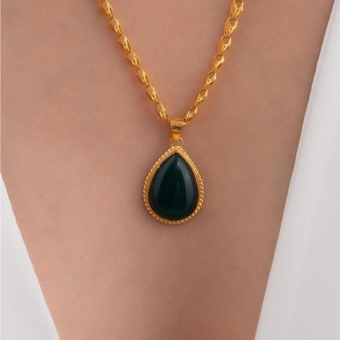 14 Ayar Altın Damla Yeşil Akik Halep Kolye