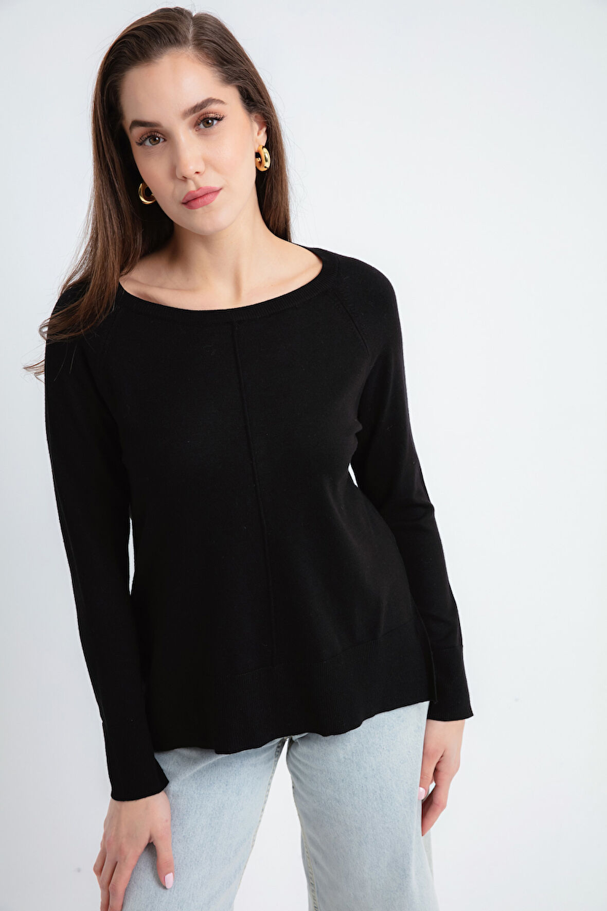 Kadın Siyah Kayık Yaka Yanları Yırtmaçlı Triko Kazak
