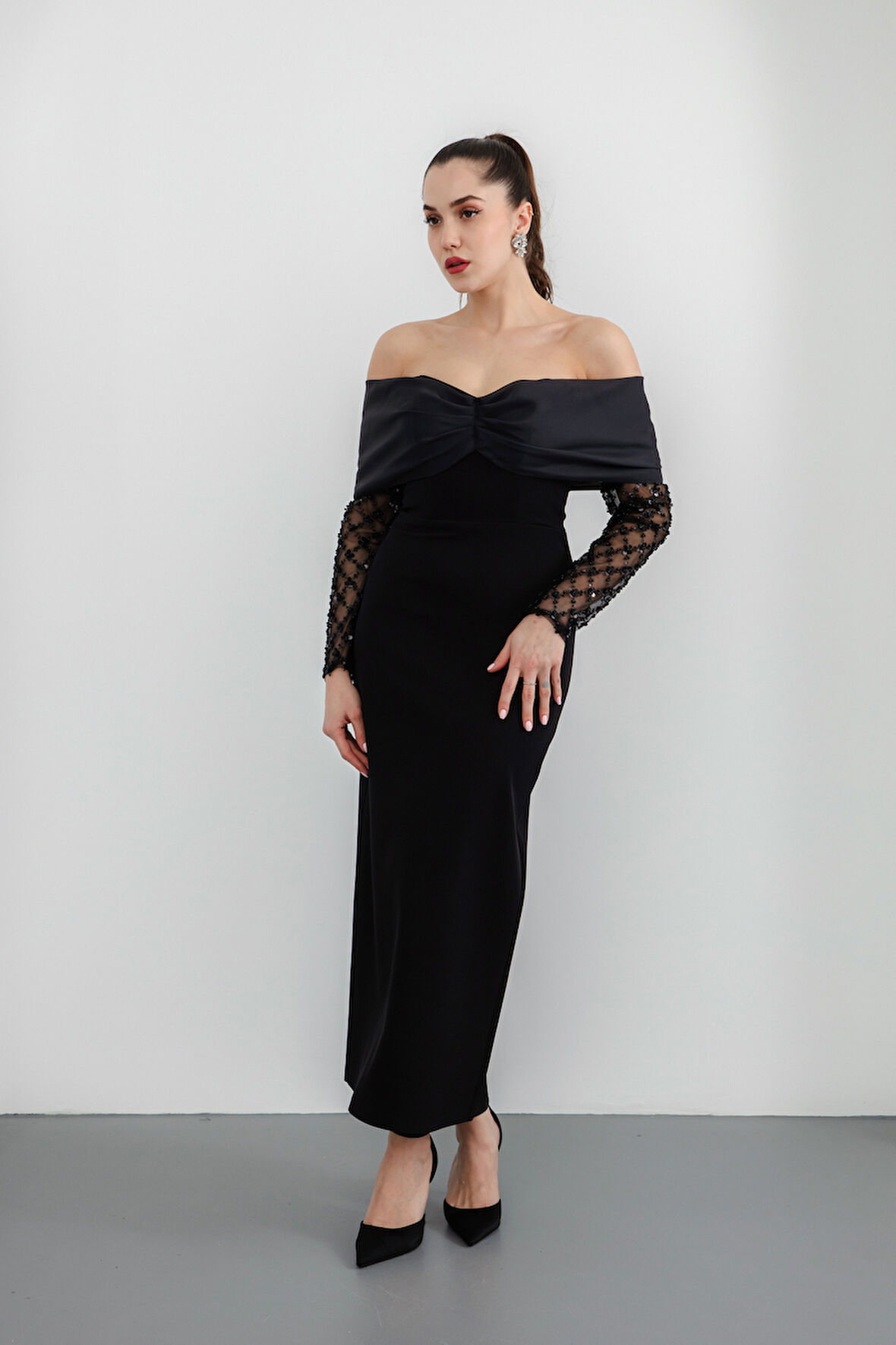 Kadın Siyah Kol Detaylı Fiyonklu Söz Nişan Nikah Abiye Elbise