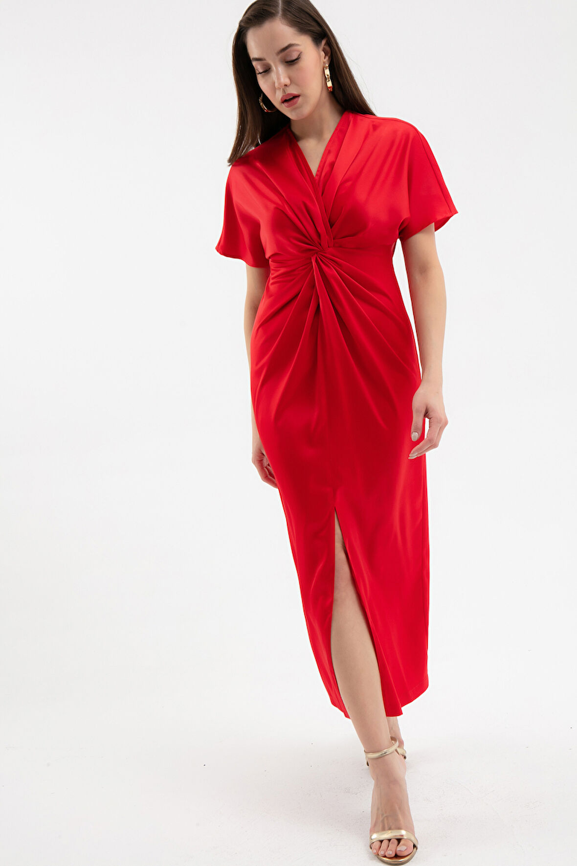 Kadın Kırmızı Düğüm Detaylı Midi Saten Elbise