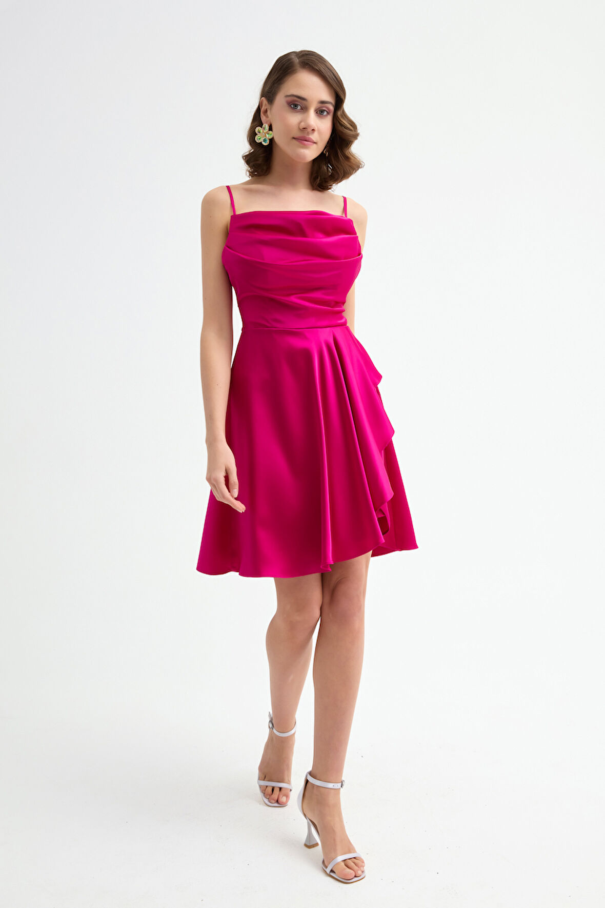 Kadın Fuşya Volanlı Yırtmaçlı Kısa Saten Abiye & Mezuniyet Elbisesi