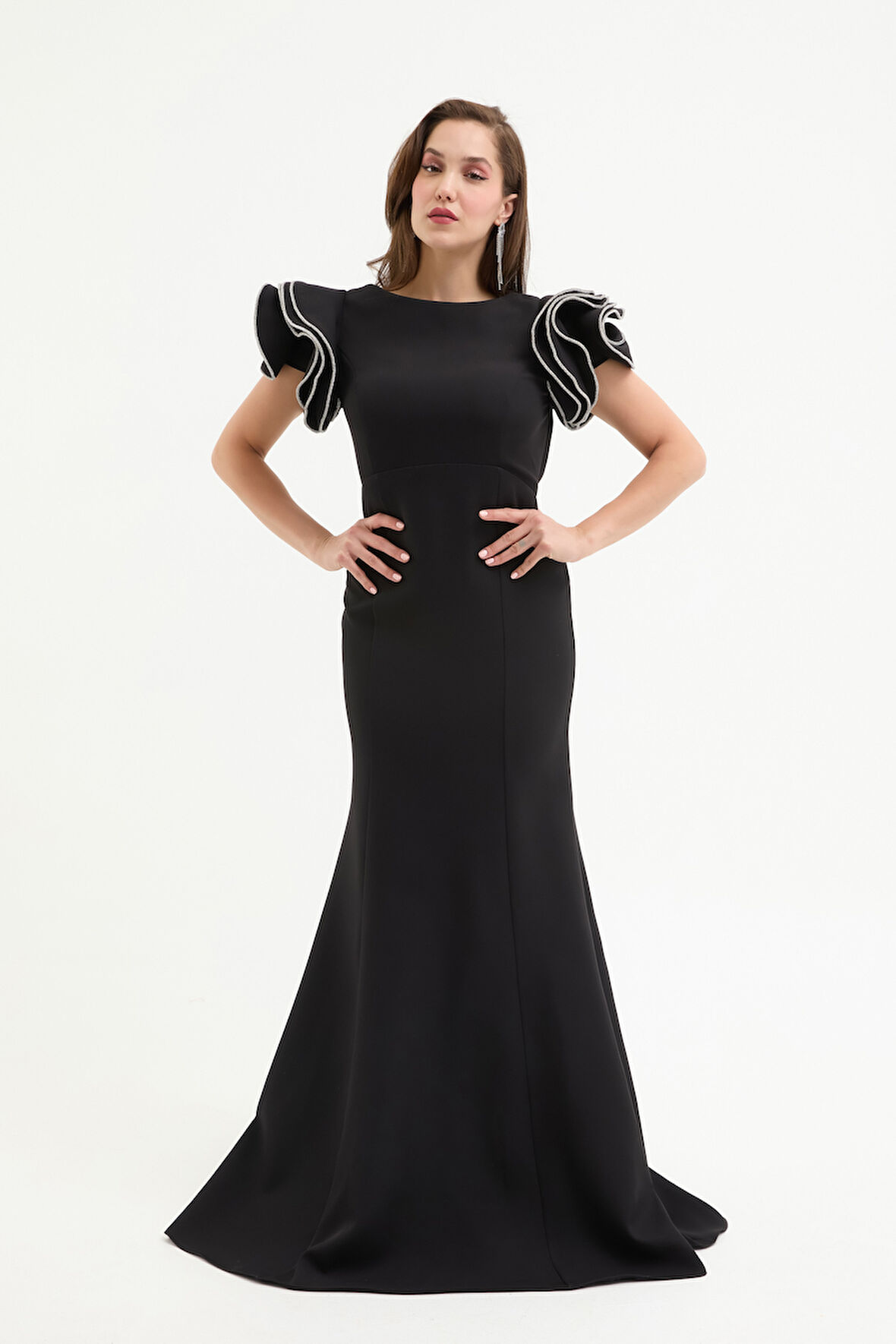 Kadın Siyah Sırt Dekolteli Uzun Abiye Elbise