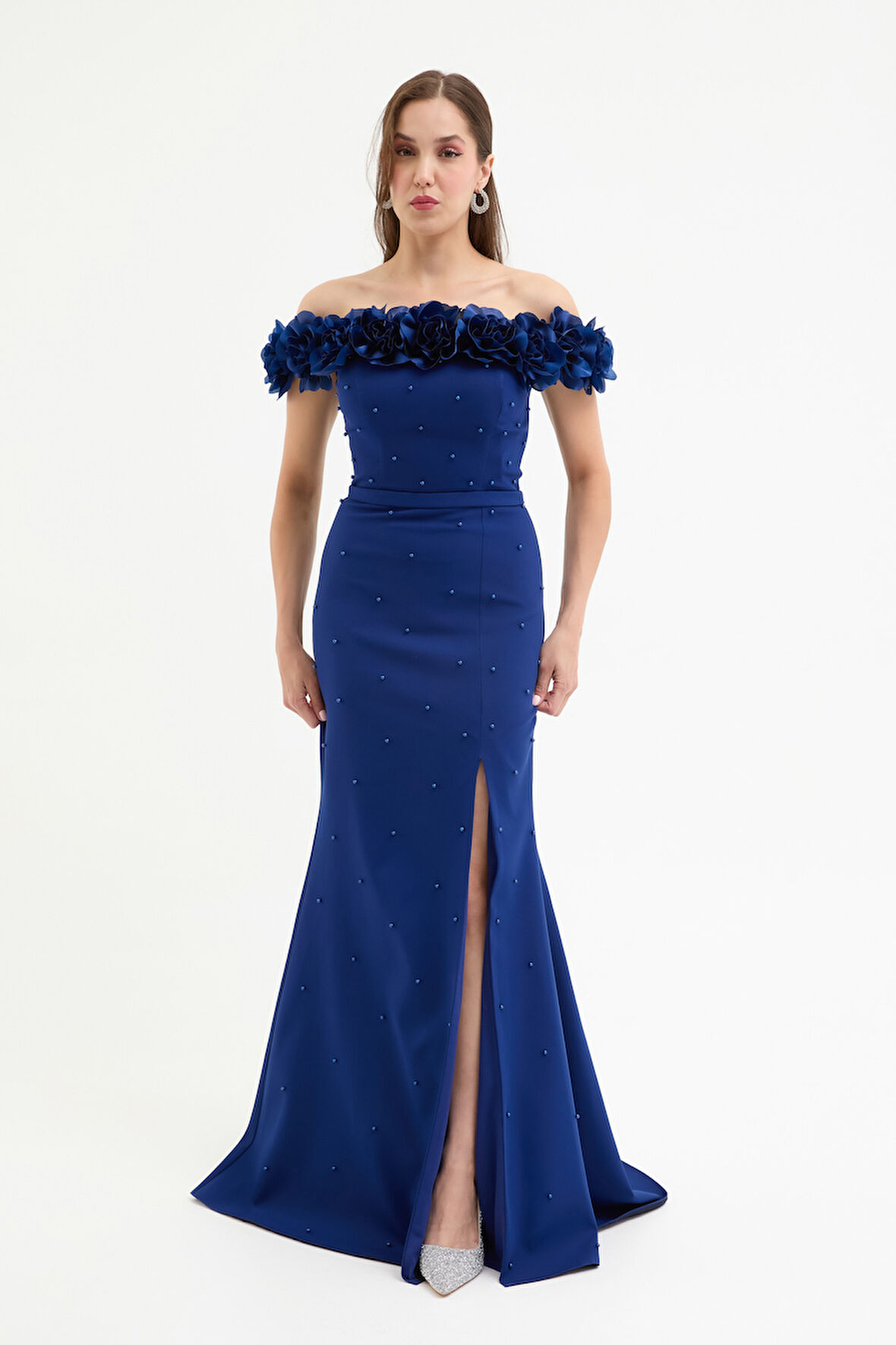 Kadın Lacivert Çiçek Detay Yırtmaçlı Uzun Abiye Elbise