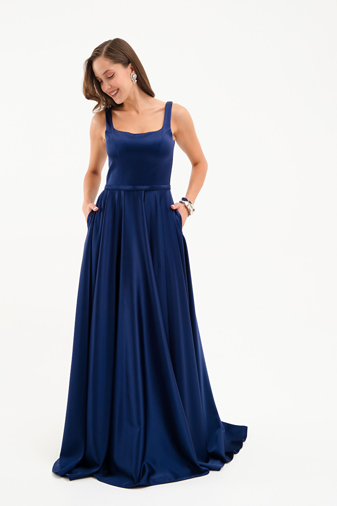 Kadın Lacivert Askılı İp Bağlama Detay Uzun Saten Abiye Elbise