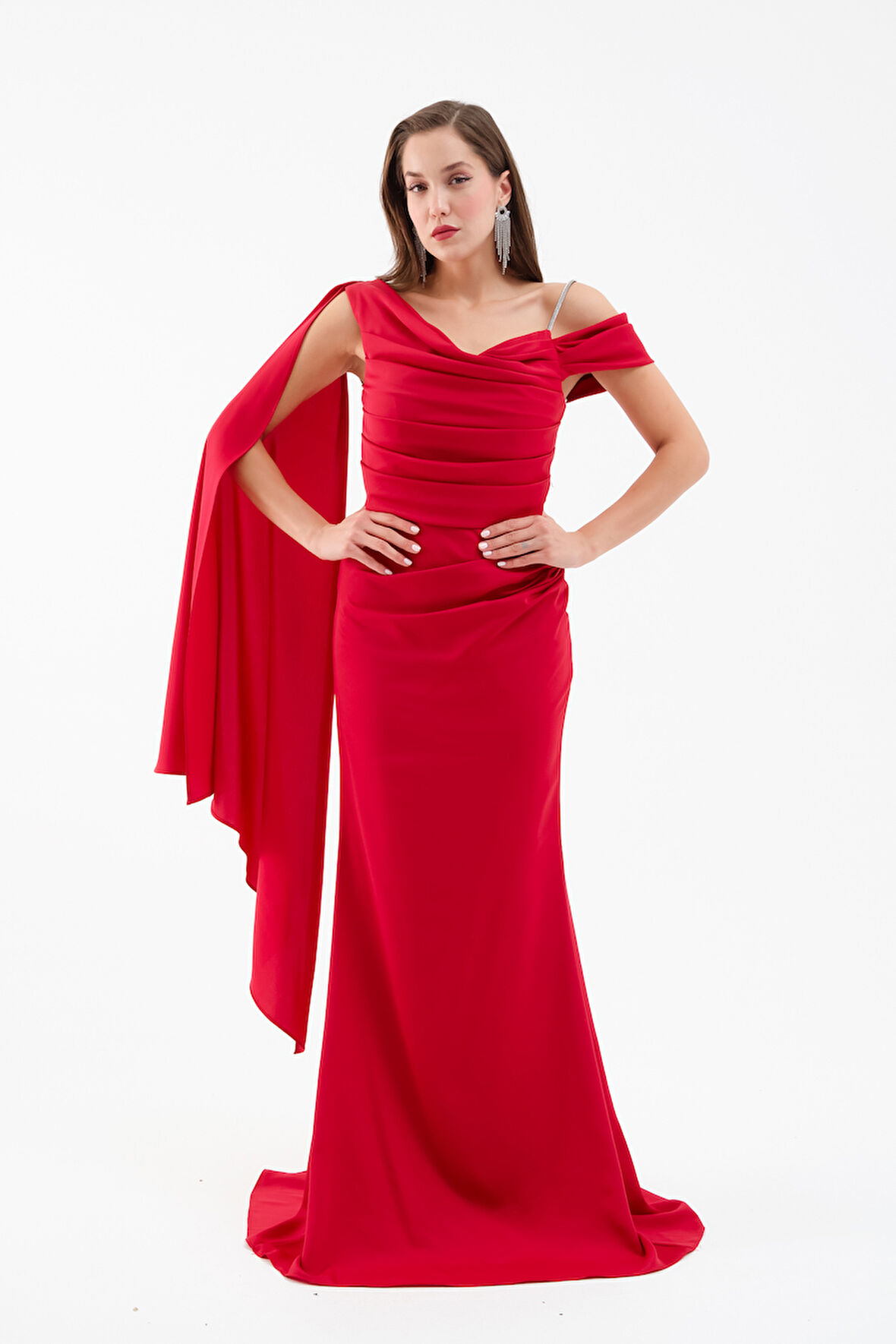 Kadın Bordo Tek Omuzlu Taş Askılı Uzun Saten Abiye Elbise