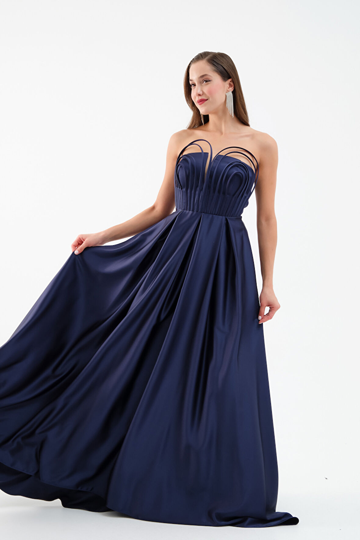 Kadın Lacivert Göğüs Detay Uzun Saten Abiye Elbise