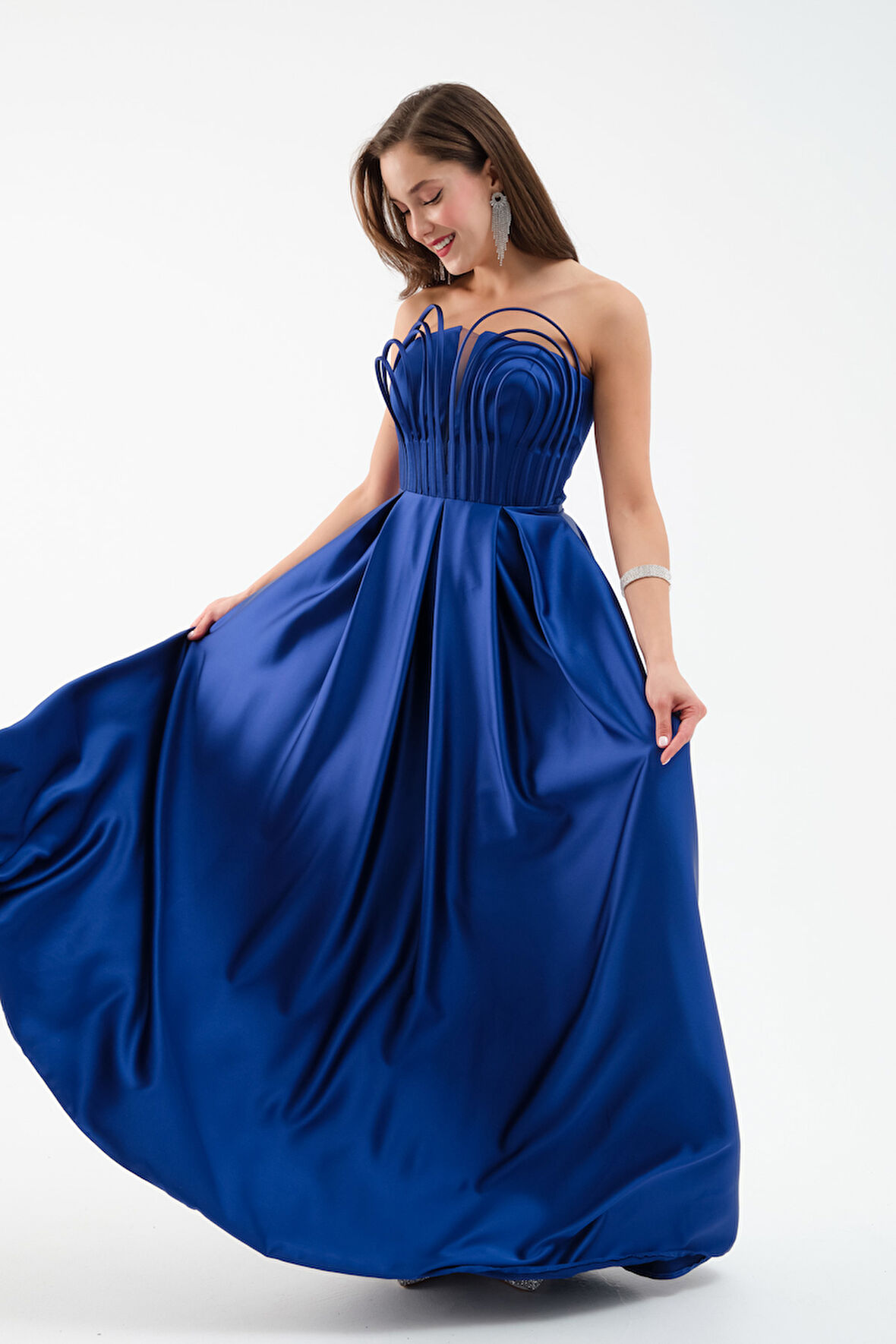 Kadın Saks Göğüs Detay Uzun Saten Abiye Elbise