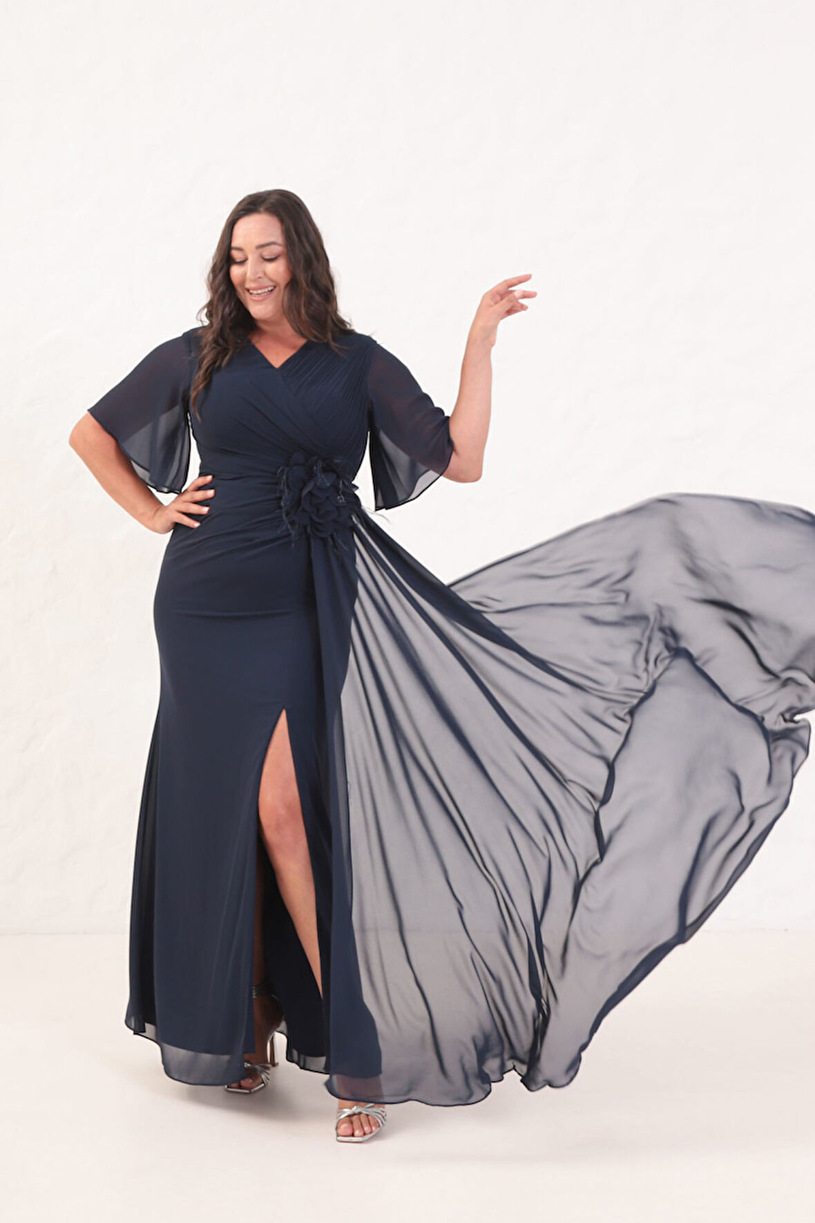 Kadın Lacivert Çiçek Detay Büyük Beden Uzun Abiye Elbise