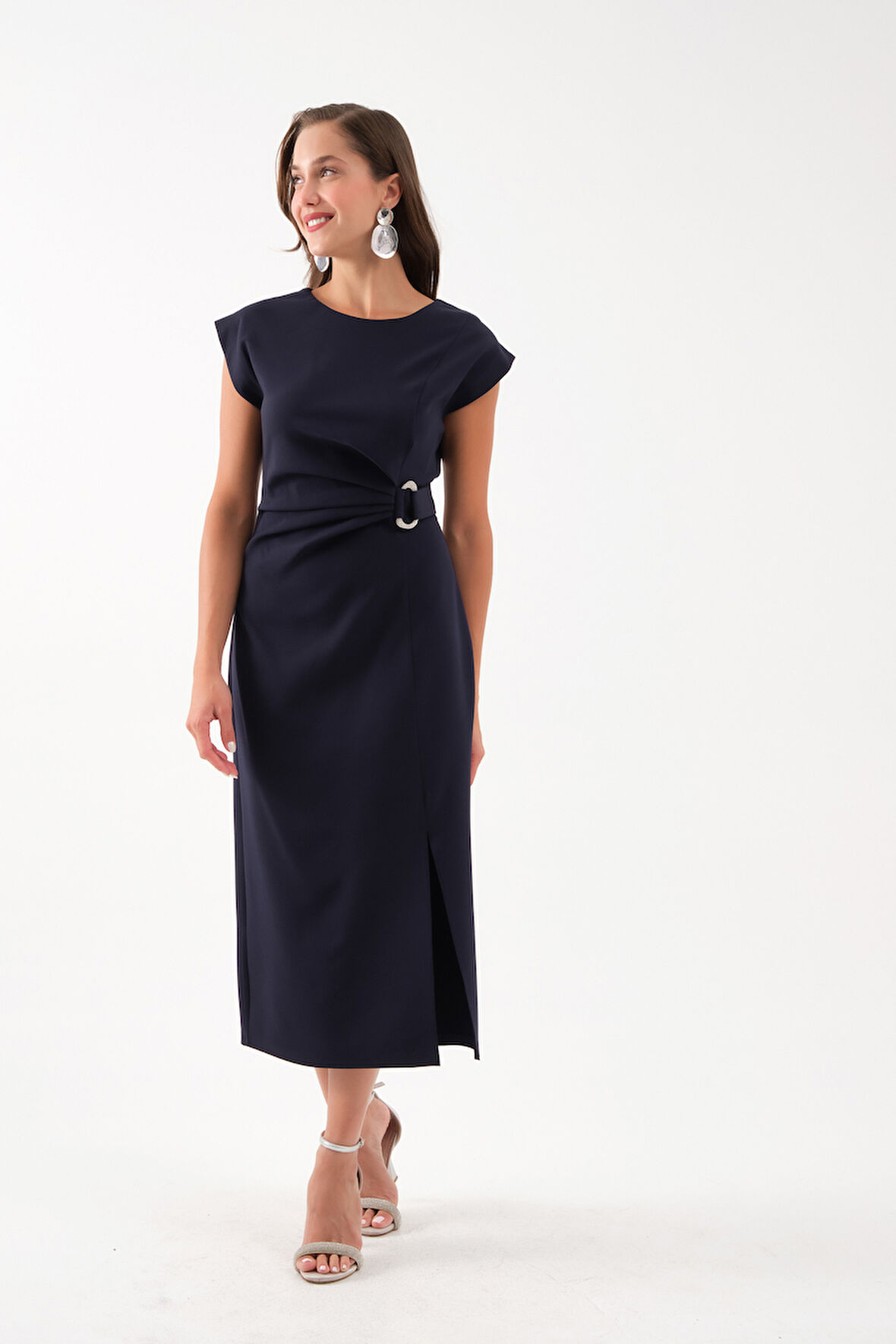 Kadın Lacivert Bisiklet Yaka Aksesuar Detay Midi Elbise