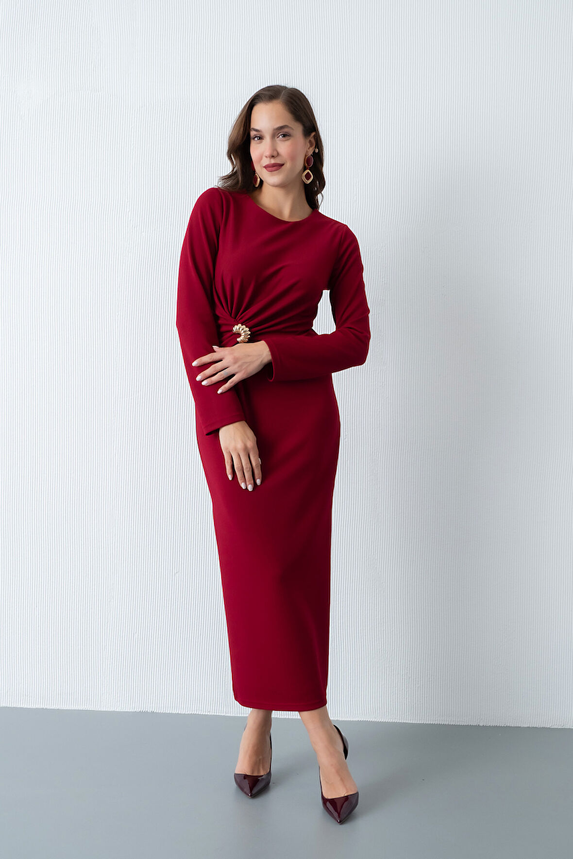 Kadın Bordo Aksesuar Detaylı Davet Elbisesi