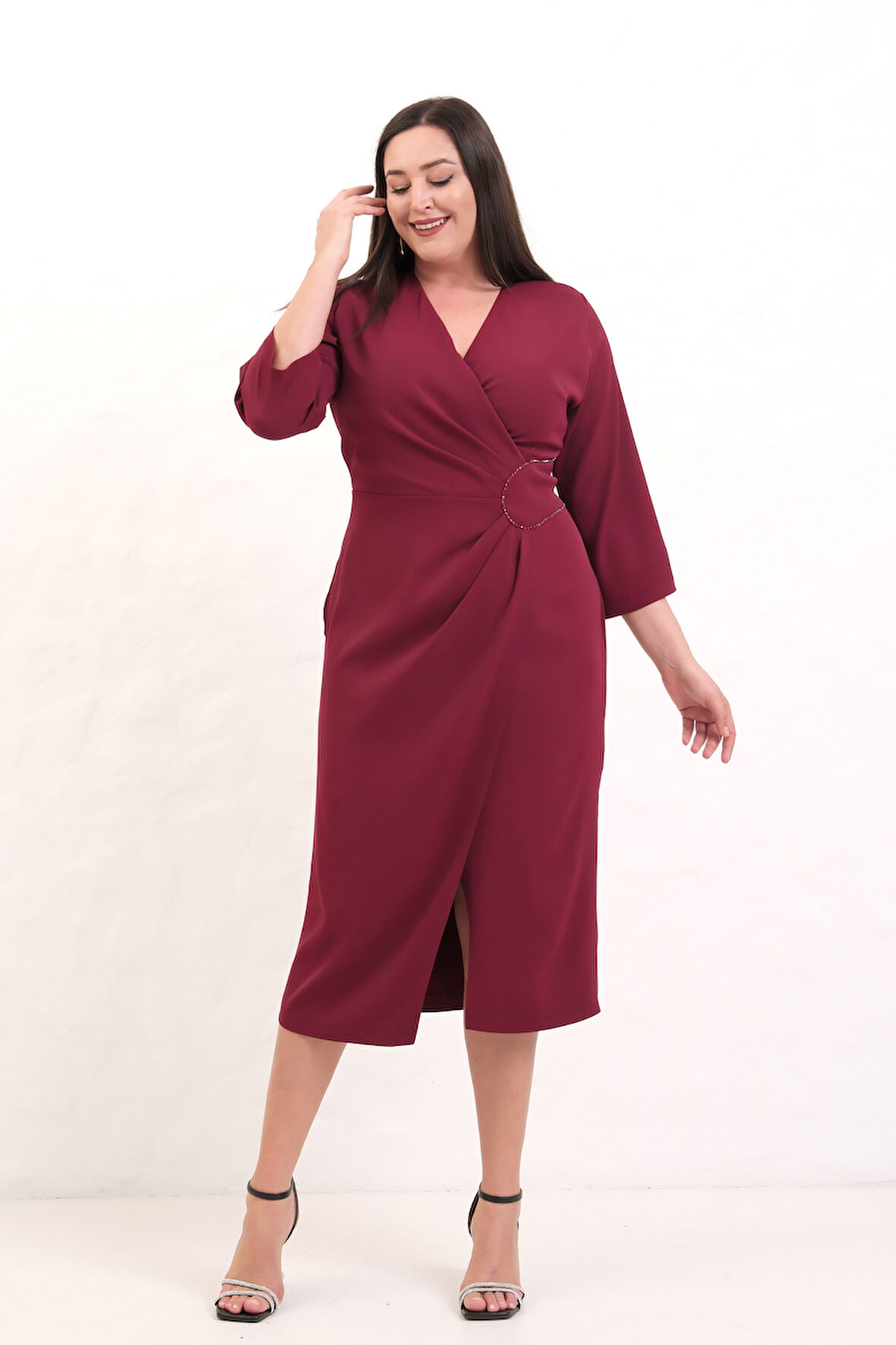 Kadın Bordo Kruvaze Yaka Boncuk İşlemeli Büyük Beden Midi Elbise