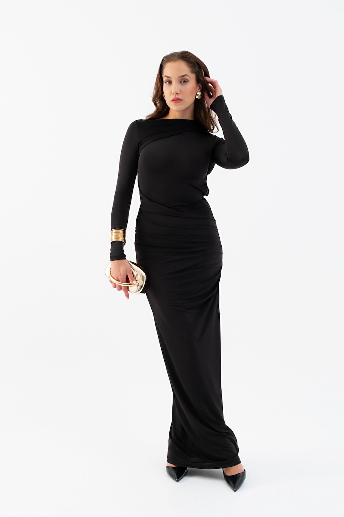 Kadın Siyah Sırt Dekolteli Uzun Örme Elbise