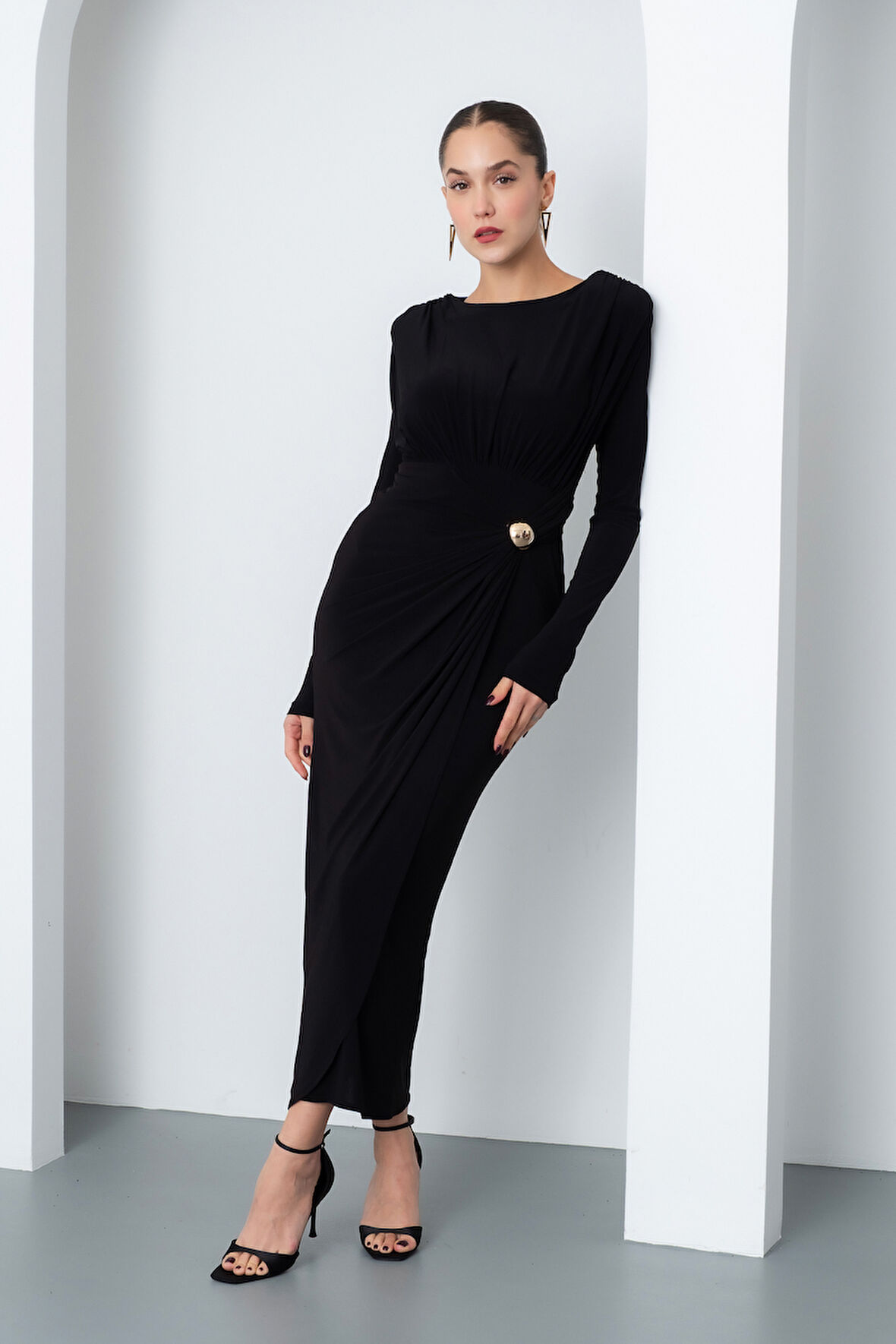 Kadın Siyah Büzgü Detay Kruvaze Midi Elbise