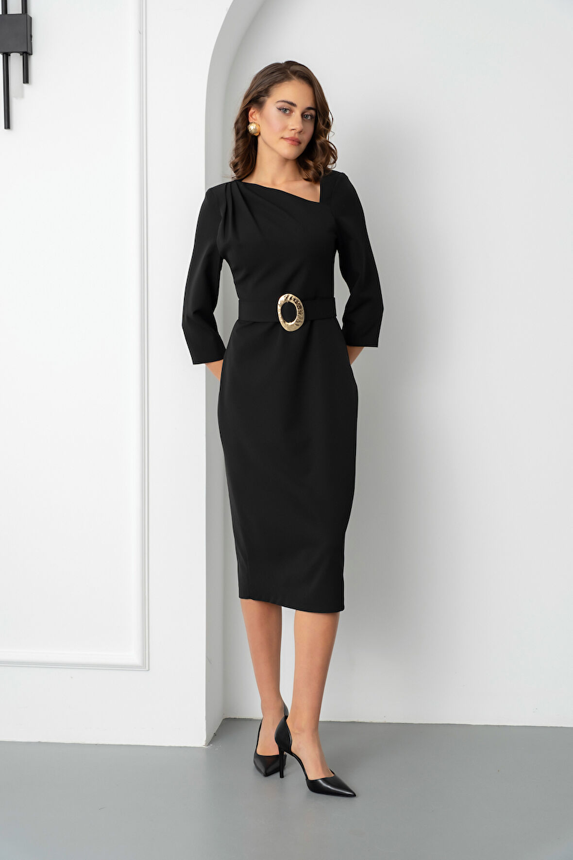 Kadın Siyah Kemer Detay Midi Davet Elbisesi