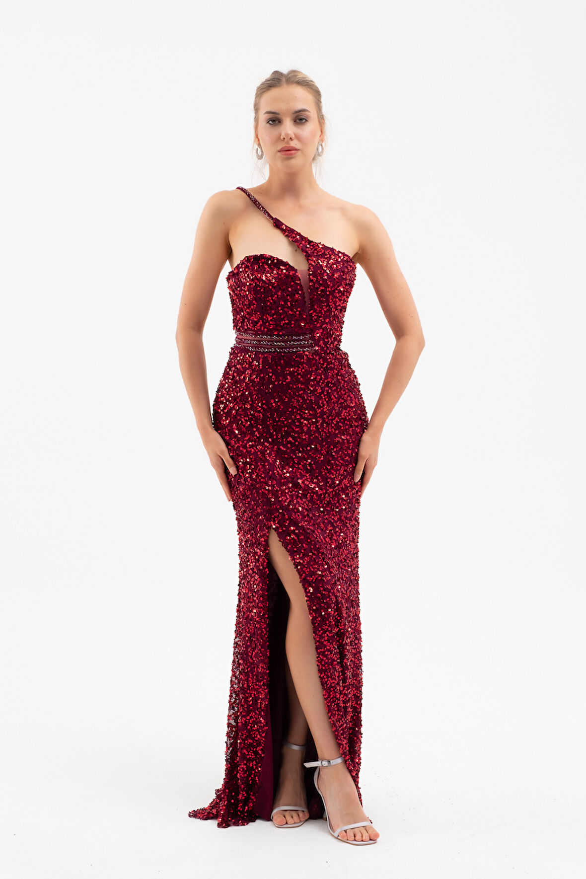 Kadın Bordo Bel Transparan Yırtmaçlı Payetli Uzun Abiye Elbise