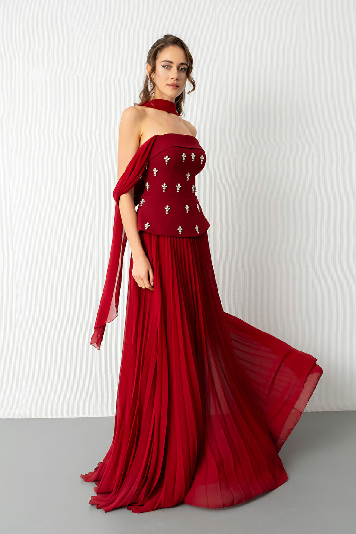 Kadın Bordo Straplez Yaka Taşlı Uzun Söz Nişan Nikah Abiye Elbise