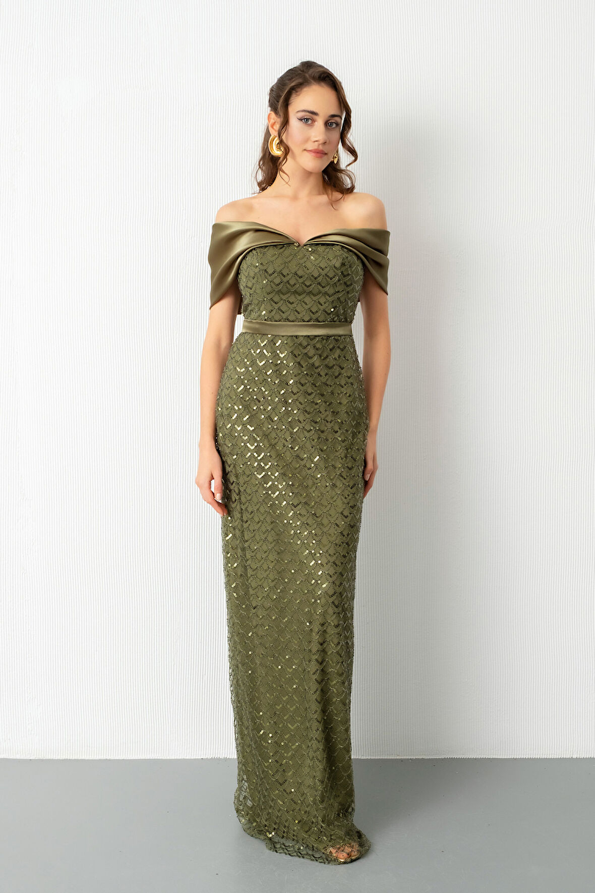 Kadın Haki Yaka Organze Detay Pul Payetli Uzun Abiye Elibse