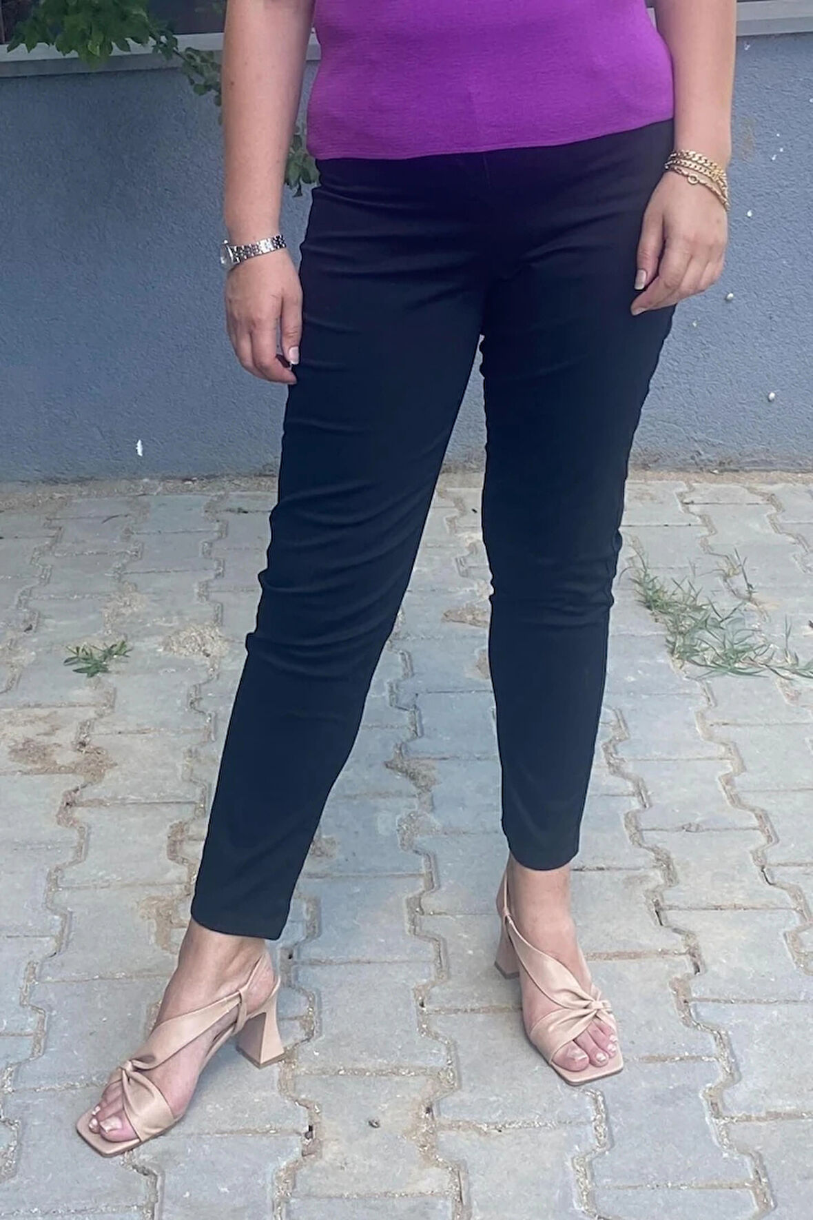 Kadın Siyah Boru Paça Pantolon