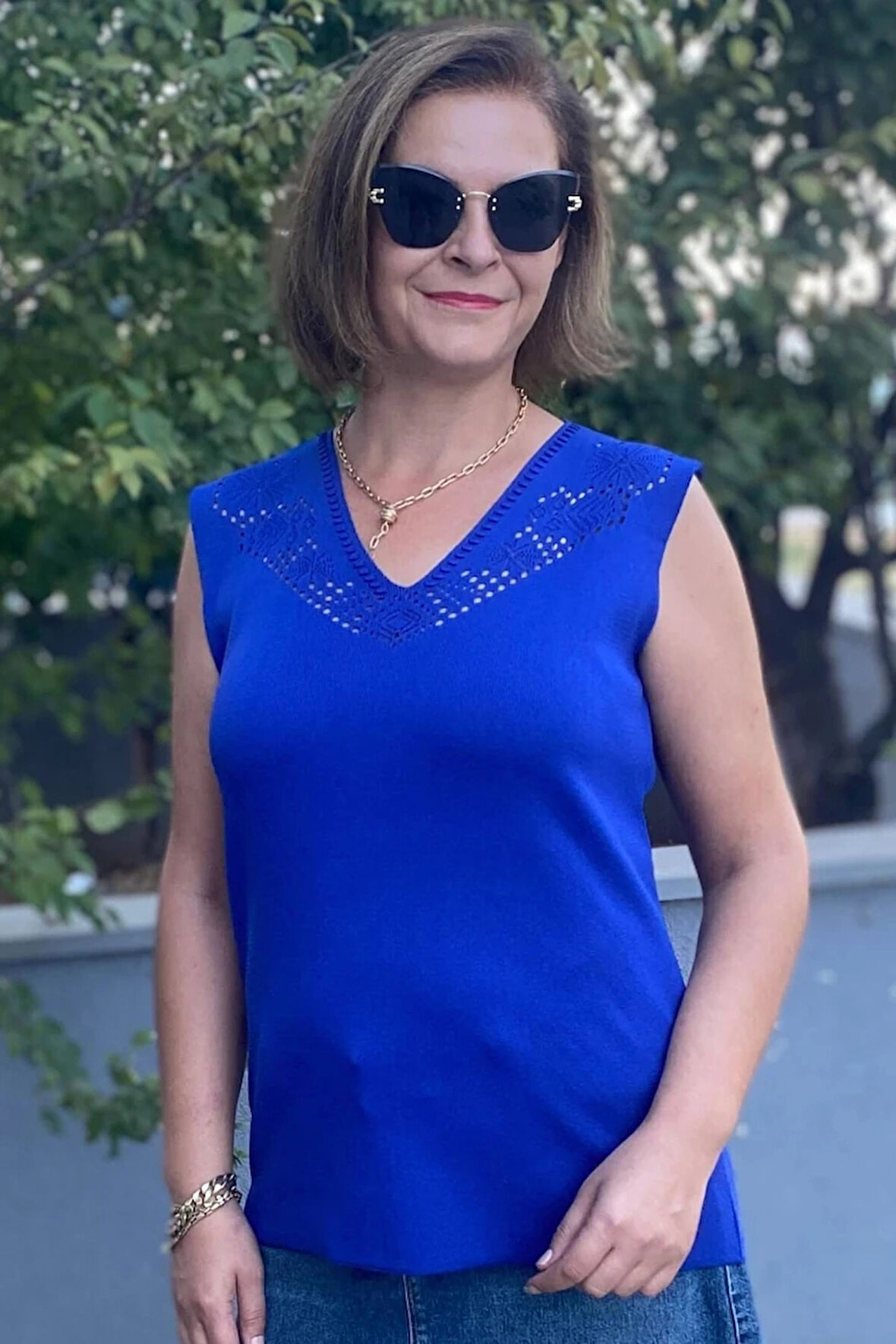 Kadın Lina Saks Mavi Merserize Kolsuz Bluz