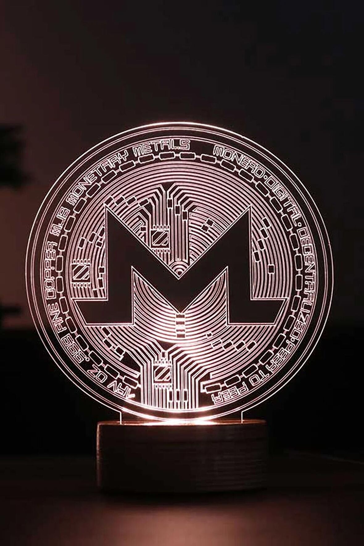 Monerocoin Figürlü Dekoratif Hediye Led Masa Lambası | 7 Işık Rengi | Ahşap Taban