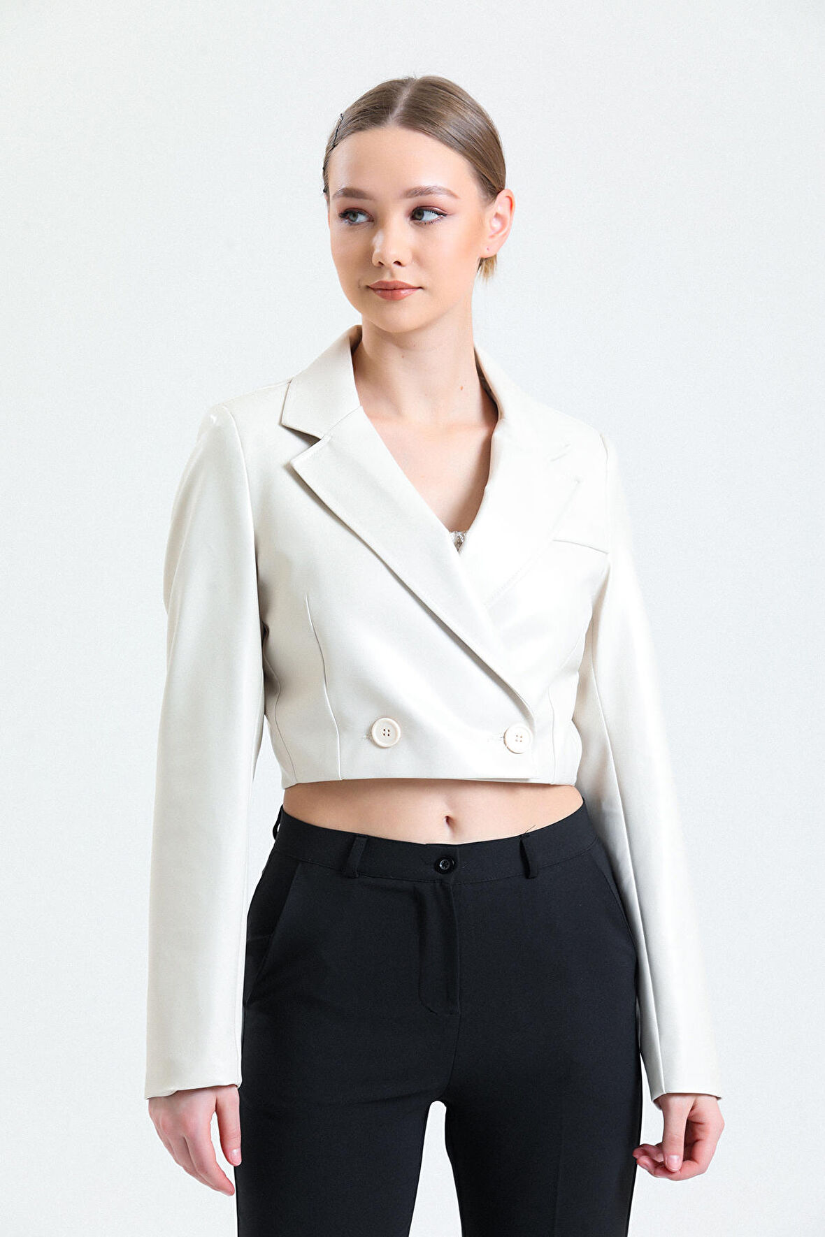 Astarlı  Suni Deri Kısa Ceket | Ckt34324 Krem