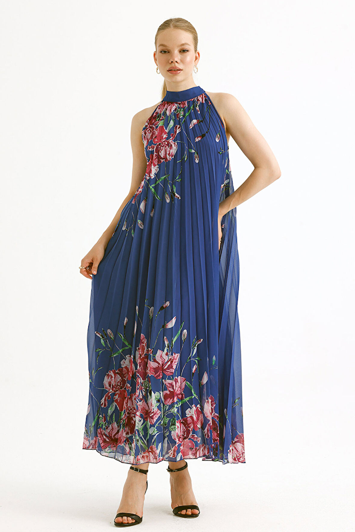 Astarlı Piliseli Uzun Abiye Desenli  Şifon Elbise | ELB35127SF Saks Çiçekli