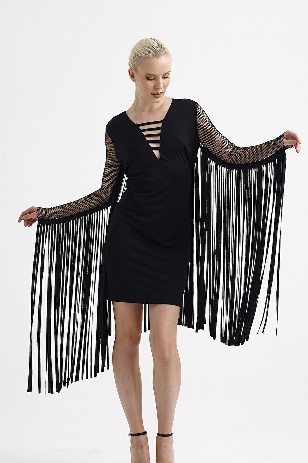 Ön Arka Lazer Kesim Kol Ve Arka Püsküllü Dalgıc Abiye Elbise | Elb31368 SİYAH PÜSKÜLLÜ