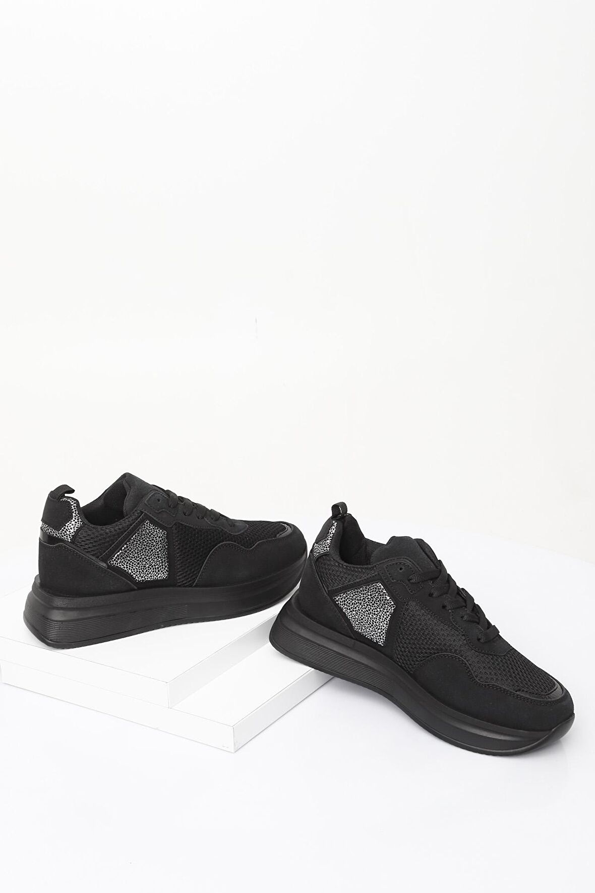 SİYAHA PLATİN Gön Bağcıklı Spor Kadın Sneaker 34655