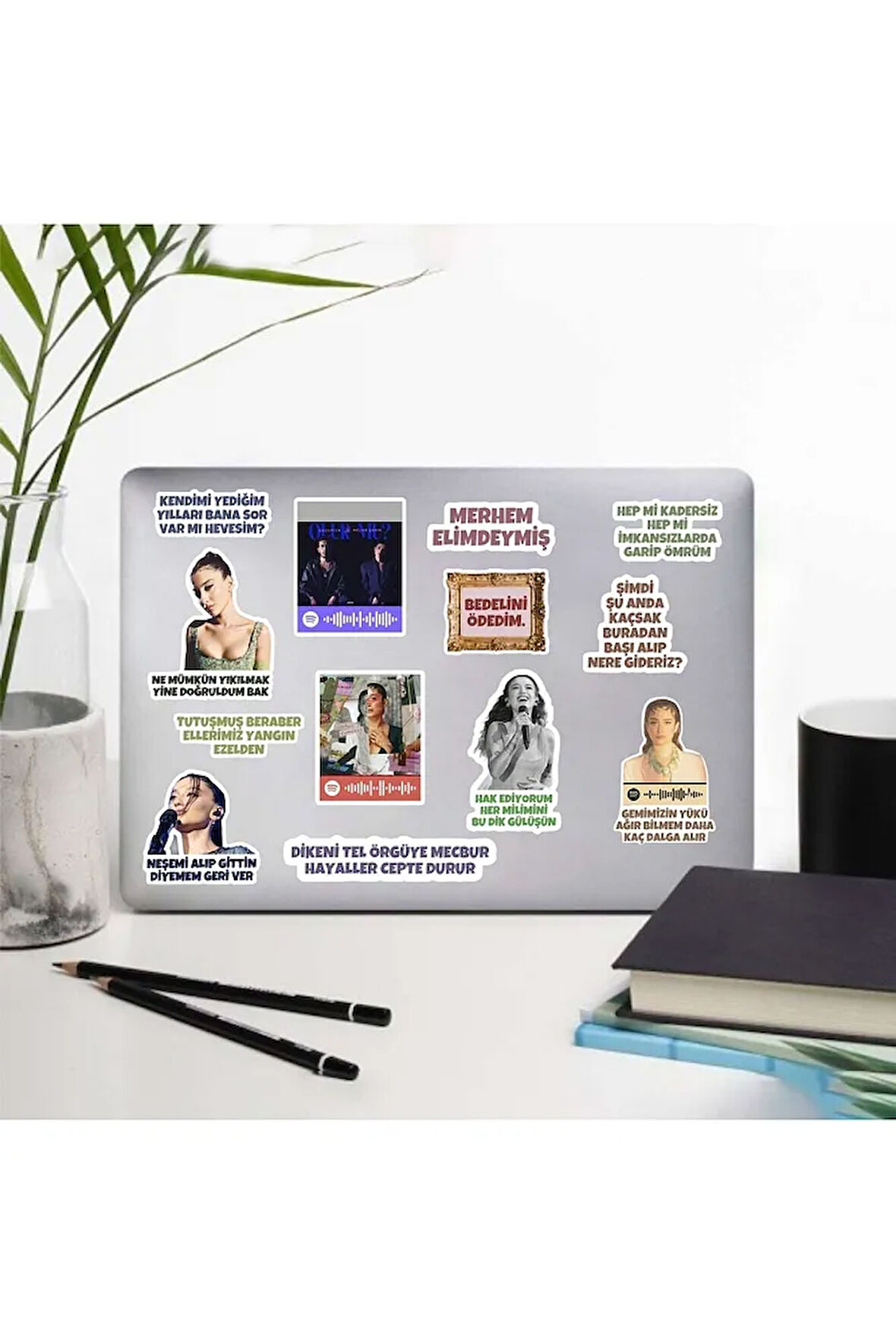 Melike Şahin Sticker Paketi 13'lü Macbook Notebook Tablet Telefon Ajanda Laptop Defter Sticker Seti