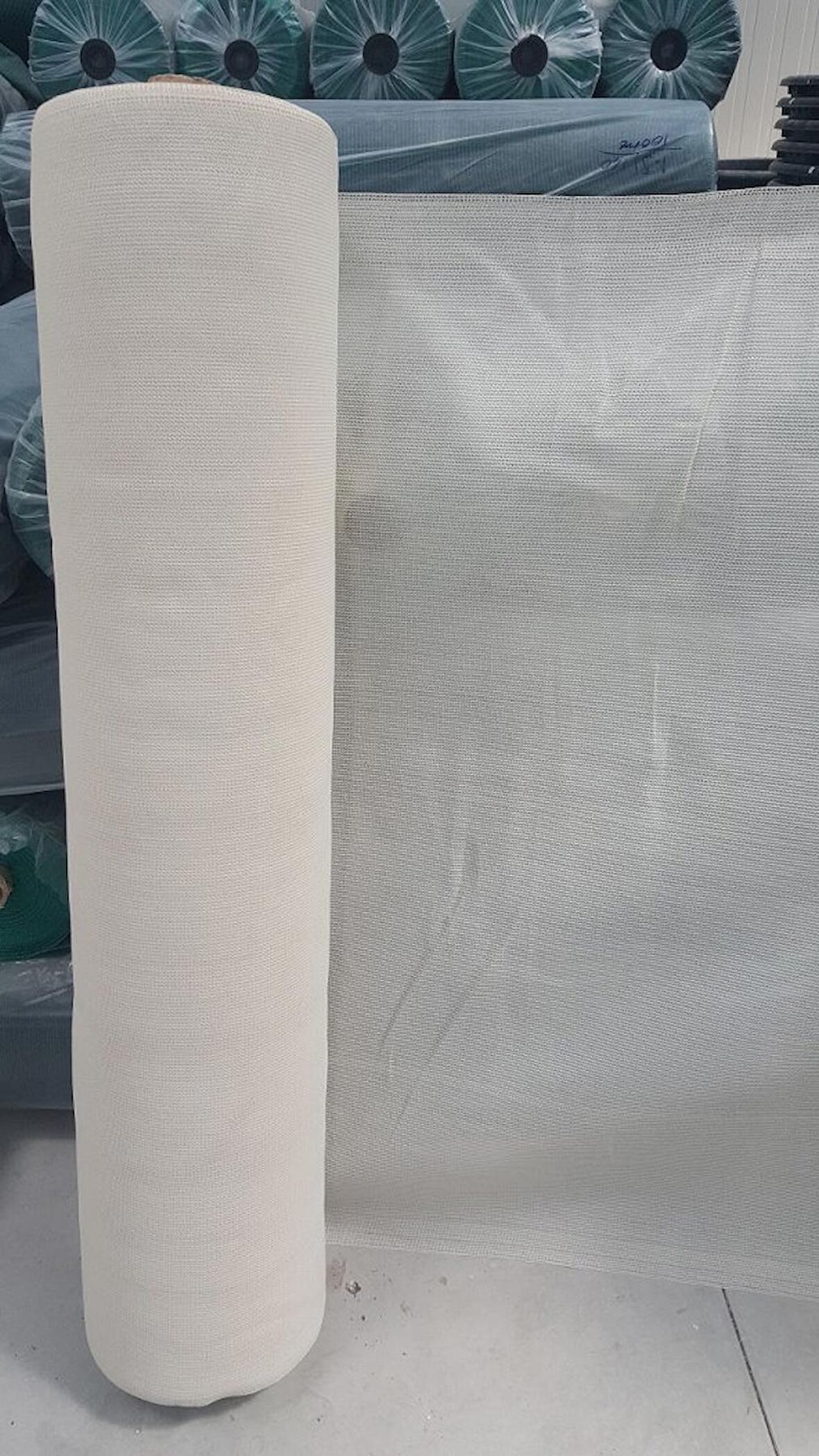 %95 Gölgelik File 4m x 40m Bahçe Çit Örtüsü Meyve Ağacı Örtüsü