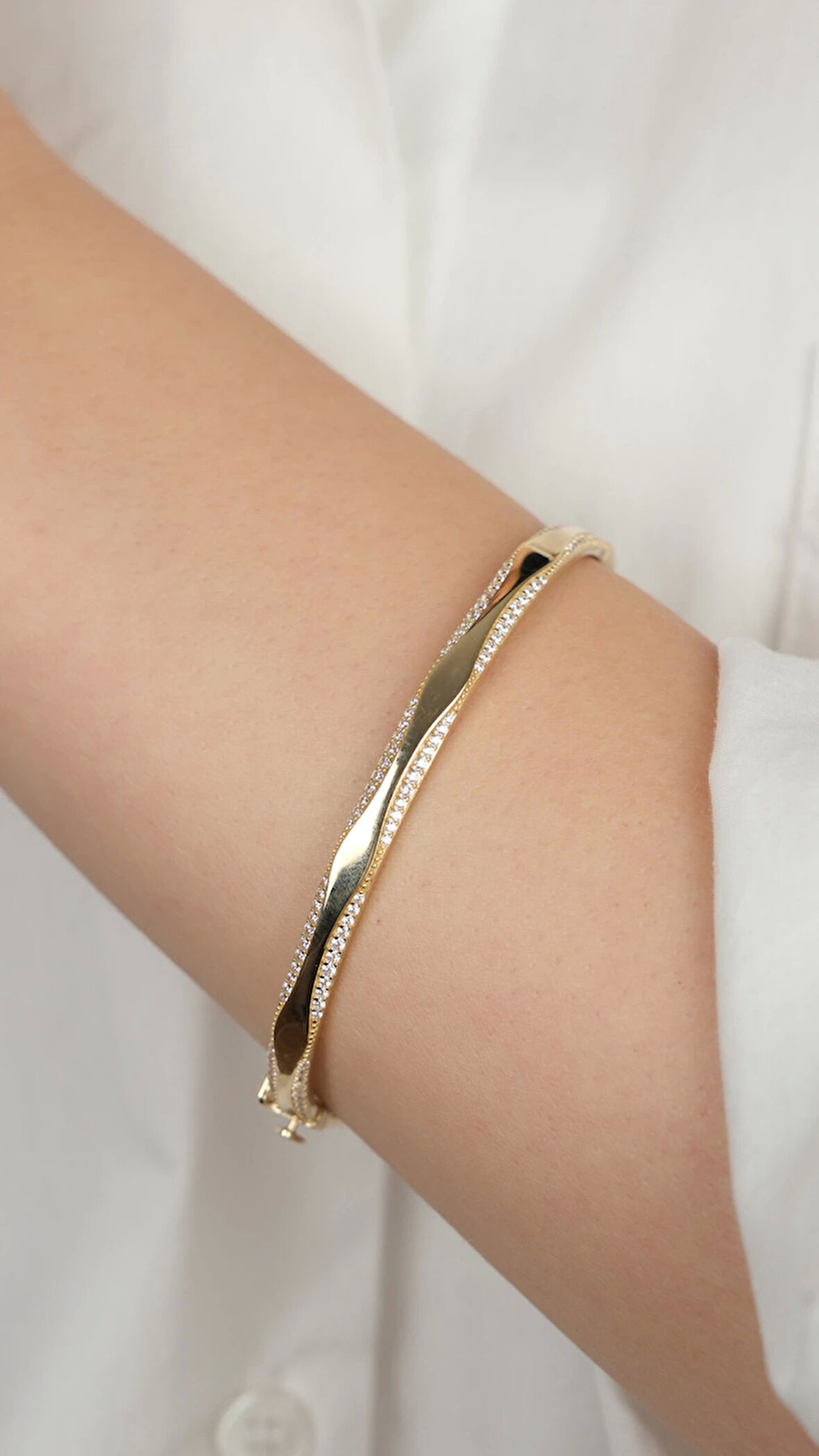 14 Ayar Altın Sade Kelepçe