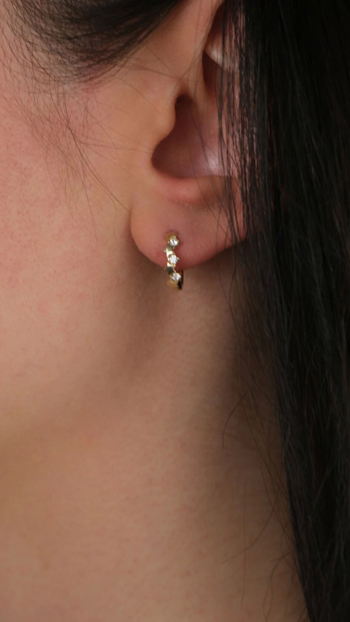 14 Ayar Altın Taşlı Halka Küpe