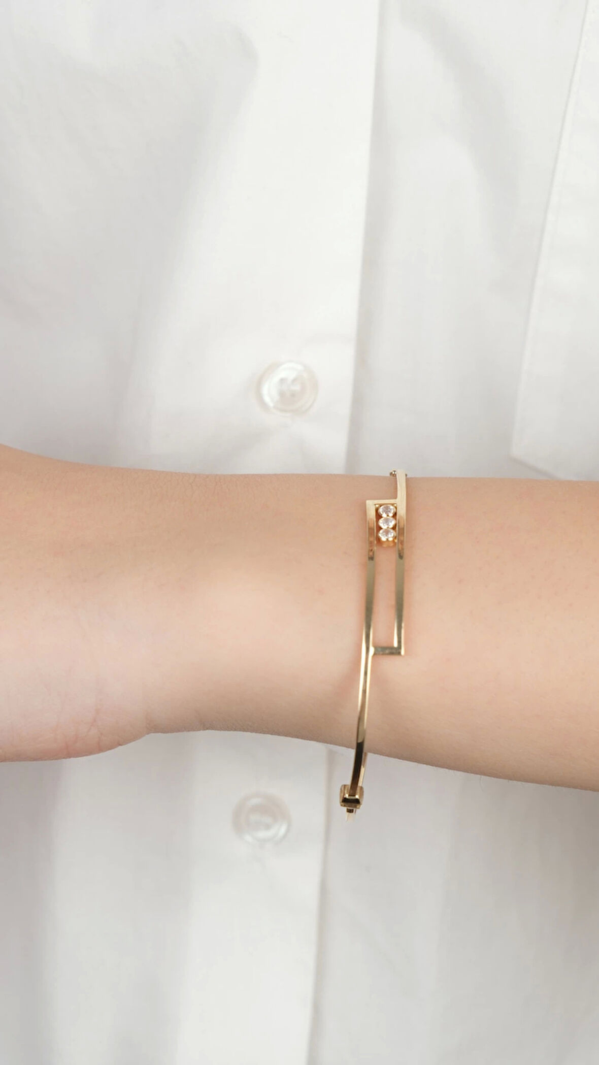 14 Ayar Altın Taşlı Kelepçe