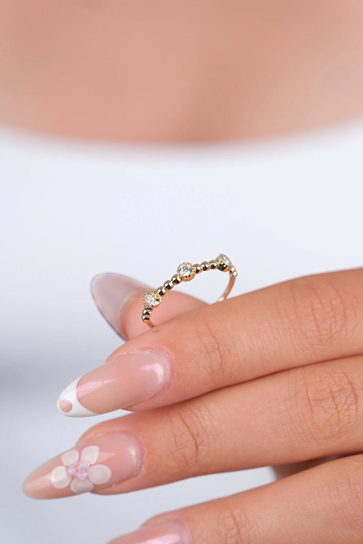 14 Ayar Altın Küçük Taşlı Yüzük 943