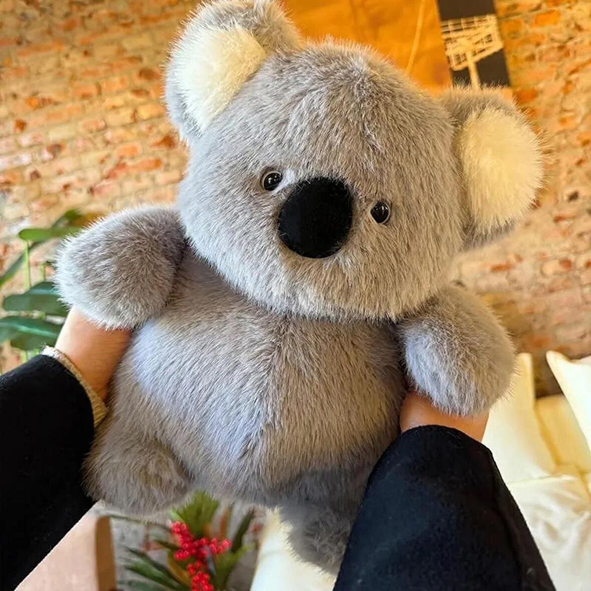 45 Cm Gri Koala Peluş Oyuncak: Yumuşaklık ve Sevimlilik Bir Arada"