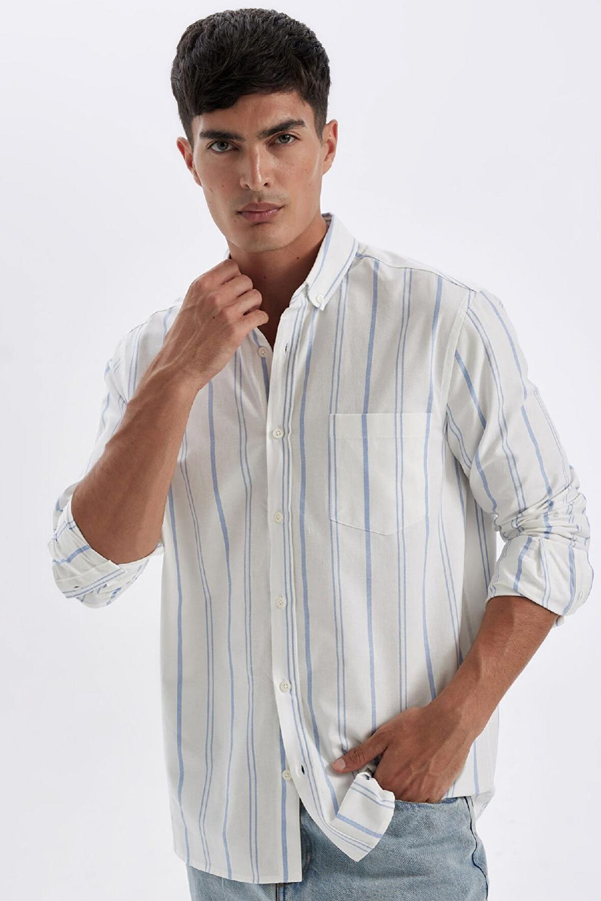 DeFacto Regular Fit Polo Yaka Çizgili Oxford Uzun Kollu Gömlek D3500AX24AUBE281