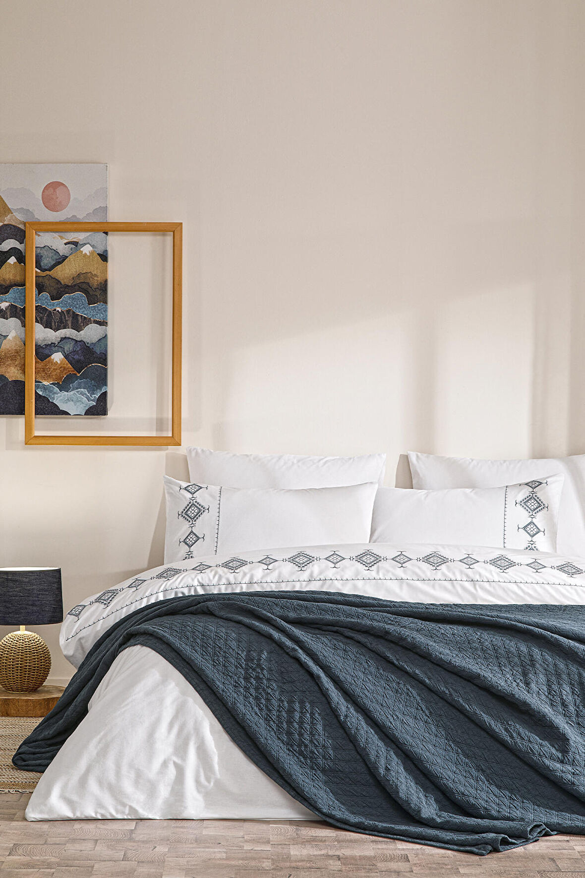 ÖZDİLEK GELİN SETİ MODERNA LACIVERT