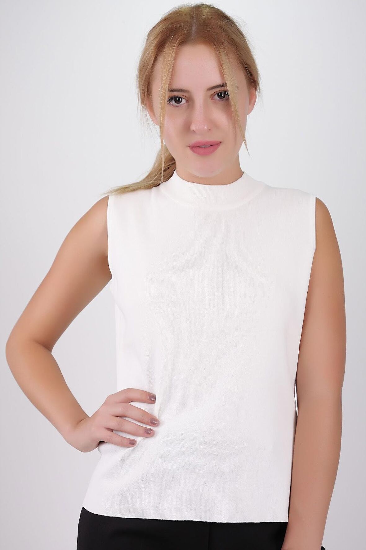 SUDE TRİKO KOLSUZ BLUZ 6360